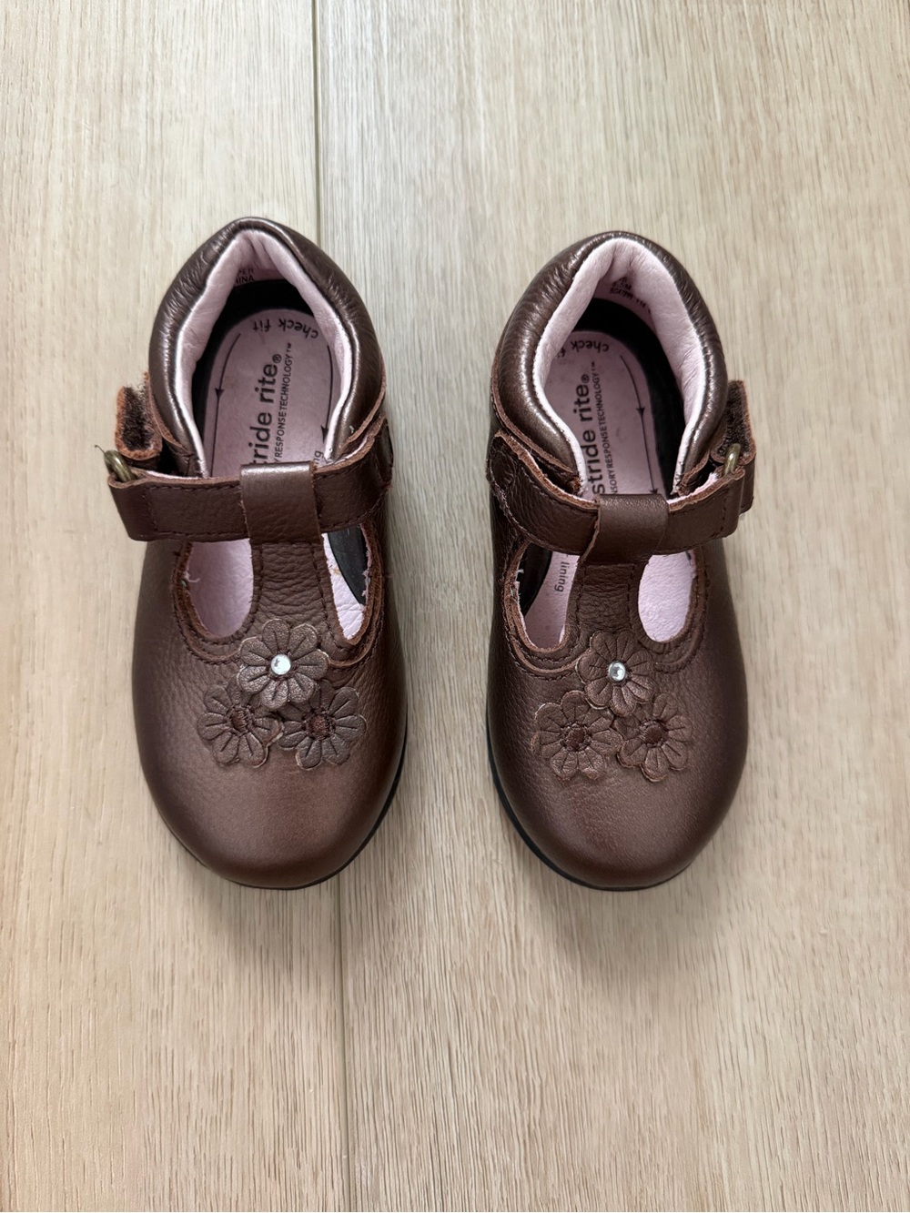 Stride Rite Bronze/Tan Girls' Floral Mary Jane Shoes